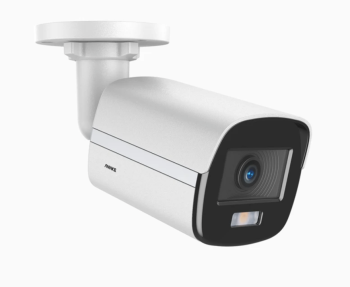 NightChromaTM NC400 – 4MP Full Color Nachtsicht PoE Bullet IP Überwachungskamera für gestochen-scharfe Aufnahmen
