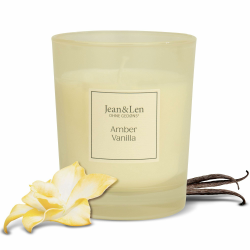 Jean & Len Duftkerze Amber & Vanilla, für gemütliche Abende Zuhause, Handgemachte Duftkerze mit herb-zartem Amber & Vanille Duft, Kerze im stylischen Glas, vegan, 120 g 120 g Vanille Angebot bei HelloDeals
