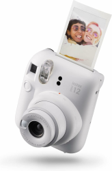 INSTAX Mini 12 Sofortbildkamera Clay-White Clay-White Kamera Angebot bei HelloDeals
