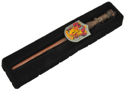 Ciao Wand Harry Potter (30cm) official Wizarding World with Gryffindor emblem in giftbox Angebot bei HelloDeals