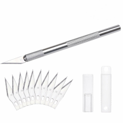 DealKits Skalpell Set, inkl. 10x SK5 Ersatzklingen und Schutzkappe, Bastelmesser Cuttermesser Comfortline Hobby- Schnitzmesser zum Schneiden von Fondant Stoff Autofolie Basteln (Silber) Angebot bei HelloDeals
