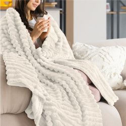 Dreamzie Kuscheldecke Flauschig, Fleecedecke 150x200 cm, Flanell Sofadecke, Weiche Warme Decken Für Bett und Couch, Beige Blanket Angebot bei HelloDeals