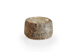 Formaggio Nero di Sicilia | Typisch sizilianischer Ziegen- und Schafskäse | 450 gr | Verfeinert mit schwarzem Pfeffer | Italienischer Käse Angebot bei HelloDeals