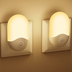 Detake LED Nachtlicht Steckdose mit Dämmerungssensor 2 Stück, Baby Stilllicht Steckdosenlicht Automatischer Ein-/Ausschalter, 0.5W Warmweiß, 30 lm für Kinderzimmer, Bad, Schlafzimmer, Flur, Treppen Angebot bei HelloDeals