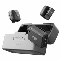 DJI Mic Mini (2 Sender + 1 Empfänger + Ladeschale), Ultraleicht, Detailreicher Audio, 48 Std. Nutzung, Geräuschunterdrückung, Autom. Begrenzung, Wireless Mikrofon/iPhone/Android, Vlog, Streaming Angebot bei HelloDeals