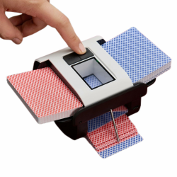 Elektrische Kartenmischmaschine mit 2000mAh Akku 🃏🔋 Angebot bei HelloDeals