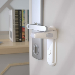 🔒👶🐶 SAFELON 2 Stück Türhebelschlösser für Kinder- und Haustiersicherung (weiß) Angebot bei HelloDeals