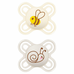 MAM Perfect Start Schnuller im 2er-Set, speziell für Neugeborene, zahnfreundlicher Baby Schnuller aus nachhaltigen & bio-erneuerbaren Materialien, mit Schnullerbox, 0-2 Monate, Biene/Schnecke Angebot bei HelloDeals