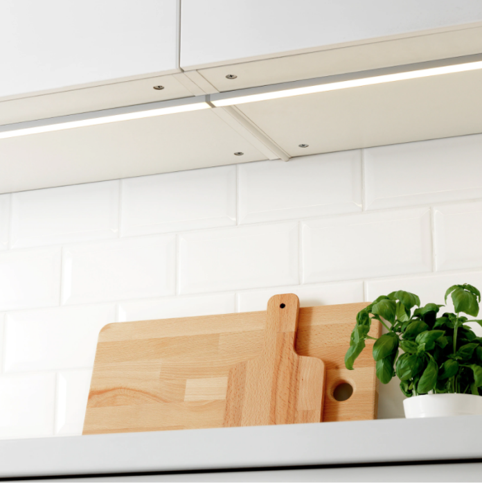 Ikea: OMLOPP Arbeitsbeleuchtung LED