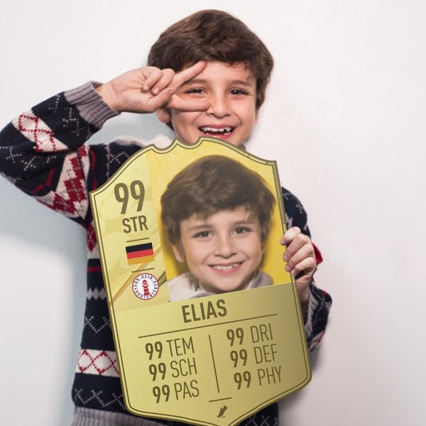 Fussball Geschenke Jungen - Fussballkarte aus Holz mit Foto und Namen ⚽🎁 Angebot bei HelloDeals