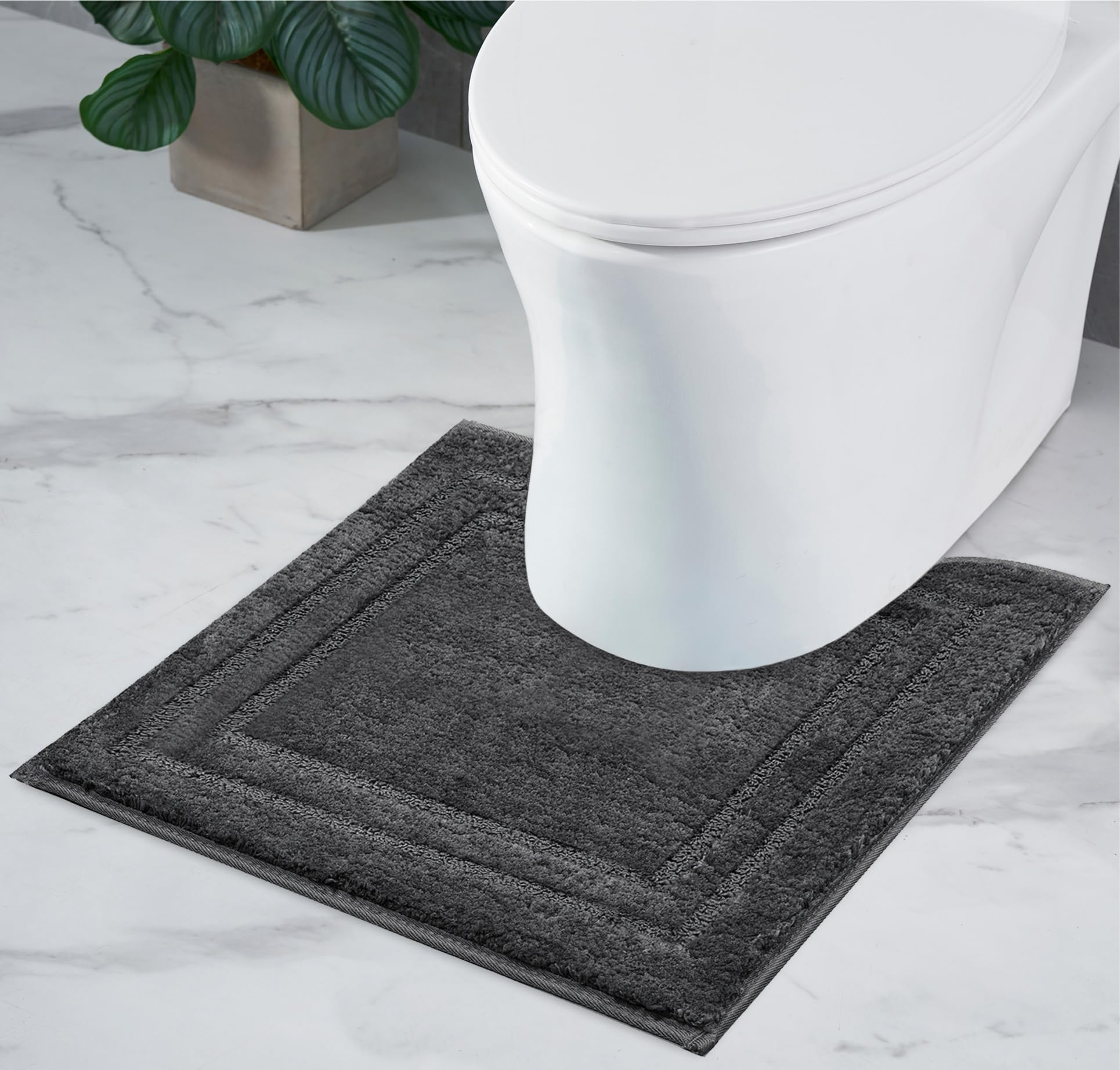 Decomira Badematte rutschfest WC Vorleger mit Ausschnitt | Badezimmer-Teppich Set | Waschbar & Sicher | Dunkelgrau 45x45 cm Angebot bei HelloDeals
