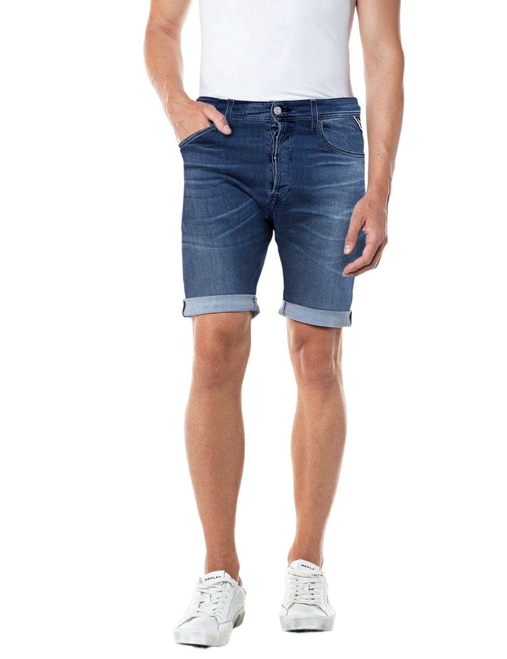 Replay Herren Jeans Shorts RBJ 901 Tapered-Fit mit Power Stretch Angebot bei HelloDeals