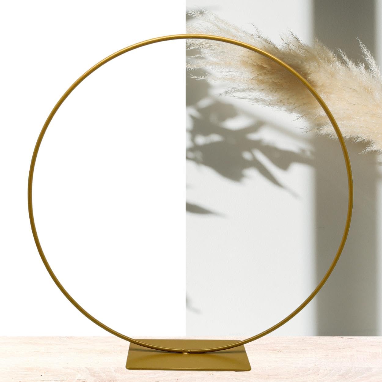 Bada Bing Dekoring mit Fuß in Gold - Metallring zum Hinstellen mit Ø ca. 30 cm - Dekoration für Trockenblumen Kranz - Deko Weihnachten Herbst - Ring zum DIY Basteln Gold 30 Cm Angebot bei HelloDeals