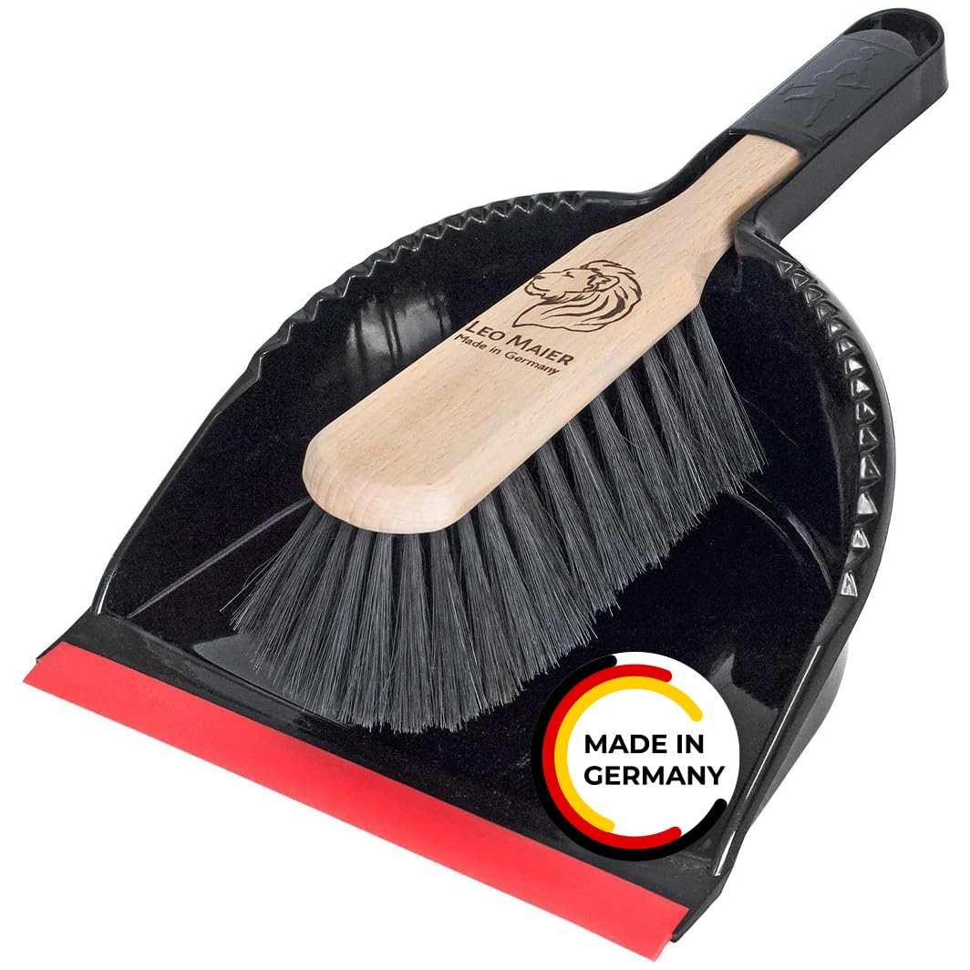 Peggy Perfect Kehrgarnitur, Kehrset mit Buchenholz Handbesen und großzügiger Kunststoffschaufel. Mit dichter Borstenmischung und angespitzter Gummilippe. Angebot bei HelloDeals