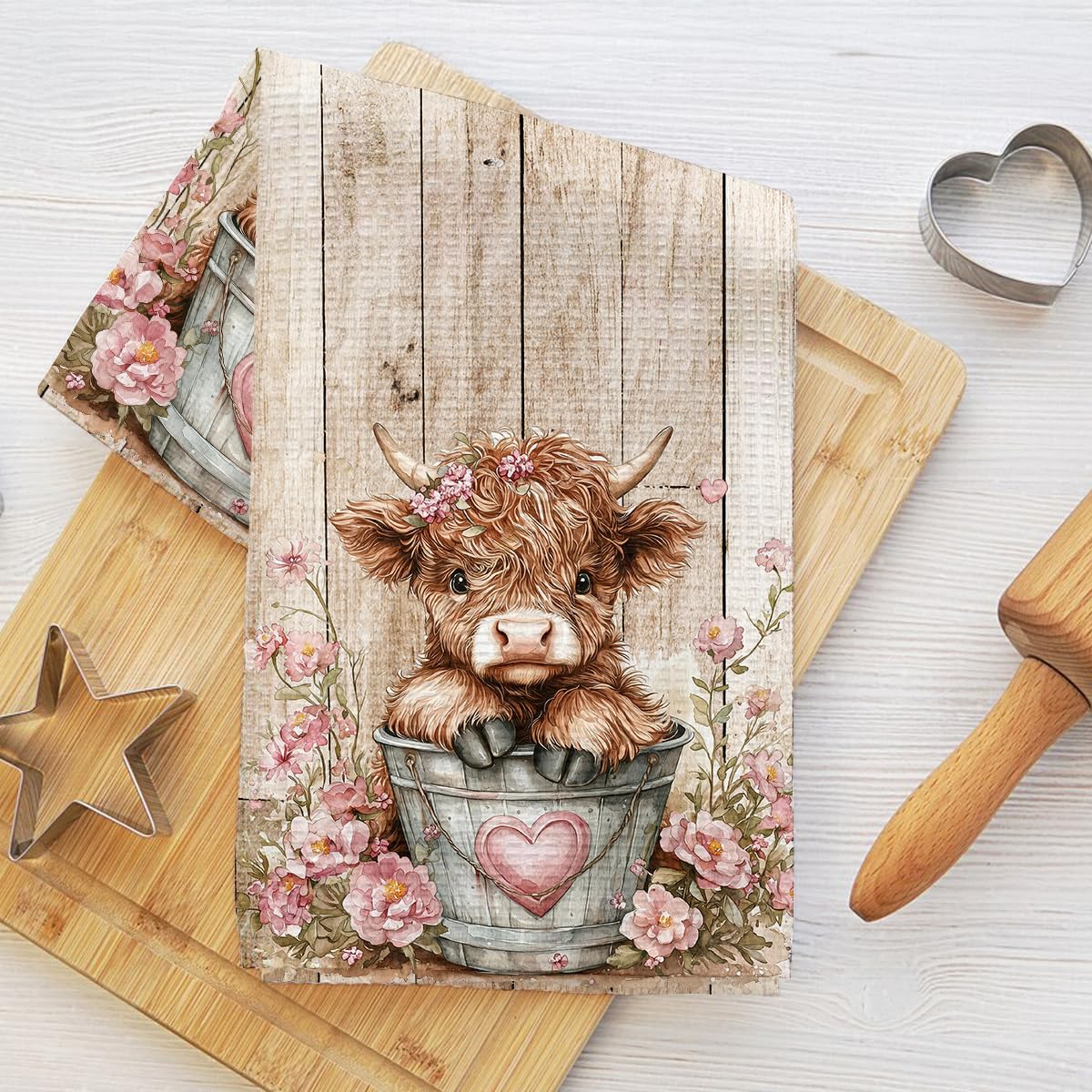 Rustikale Küchentücher, Motiv: Highland Cow, 61 x 35 cm, bezaubernde Kuh, rosa Blume, Holzhintergrund, Waffelhandtücher für Küche, Zuhause, Bauernhaus, saugfähiges Mikrofaser-Geschirrtuch Lcs Multicolor 23092 Angebot bei HelloDeals