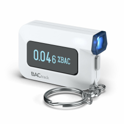 BACtrack C6 Schlüsselanhänger Atemalkoholtester | Professionelle Genauigkeit | Optionale drahtlose Smartphone-Konnektivität | Kompatibel mit Apple iPhone, Google & Samsung Android-Geräte Angebot bei HelloDeals