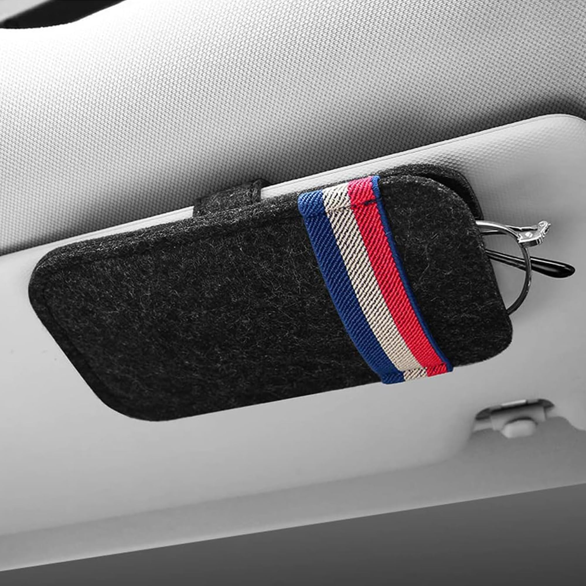 Flaconi Brillenhalter für Auto,Auto Zubehör,Sonnenblende Organizer,Auto Innenraum Deko,Sonnenbrillenhalter Auto,Sonnenblende Brillenetui,Universal Autozubehör,für Autos,Lieferwagen,SUVs (Schwarz) Angebot bei HelloDeals