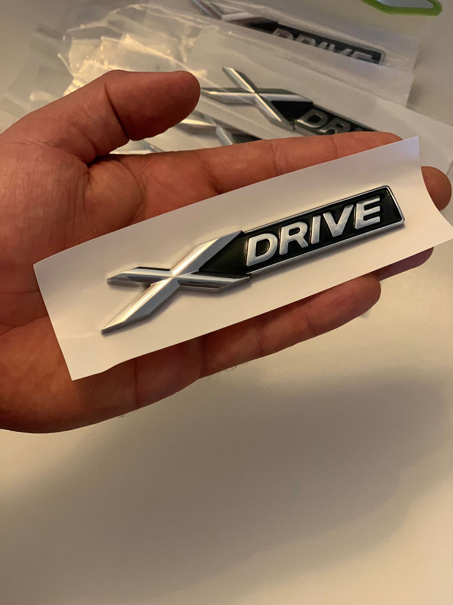 XDrive Emblem XDRIVE X1 X3 X4 X5 X6 X7 Angebot bei HelloDeals