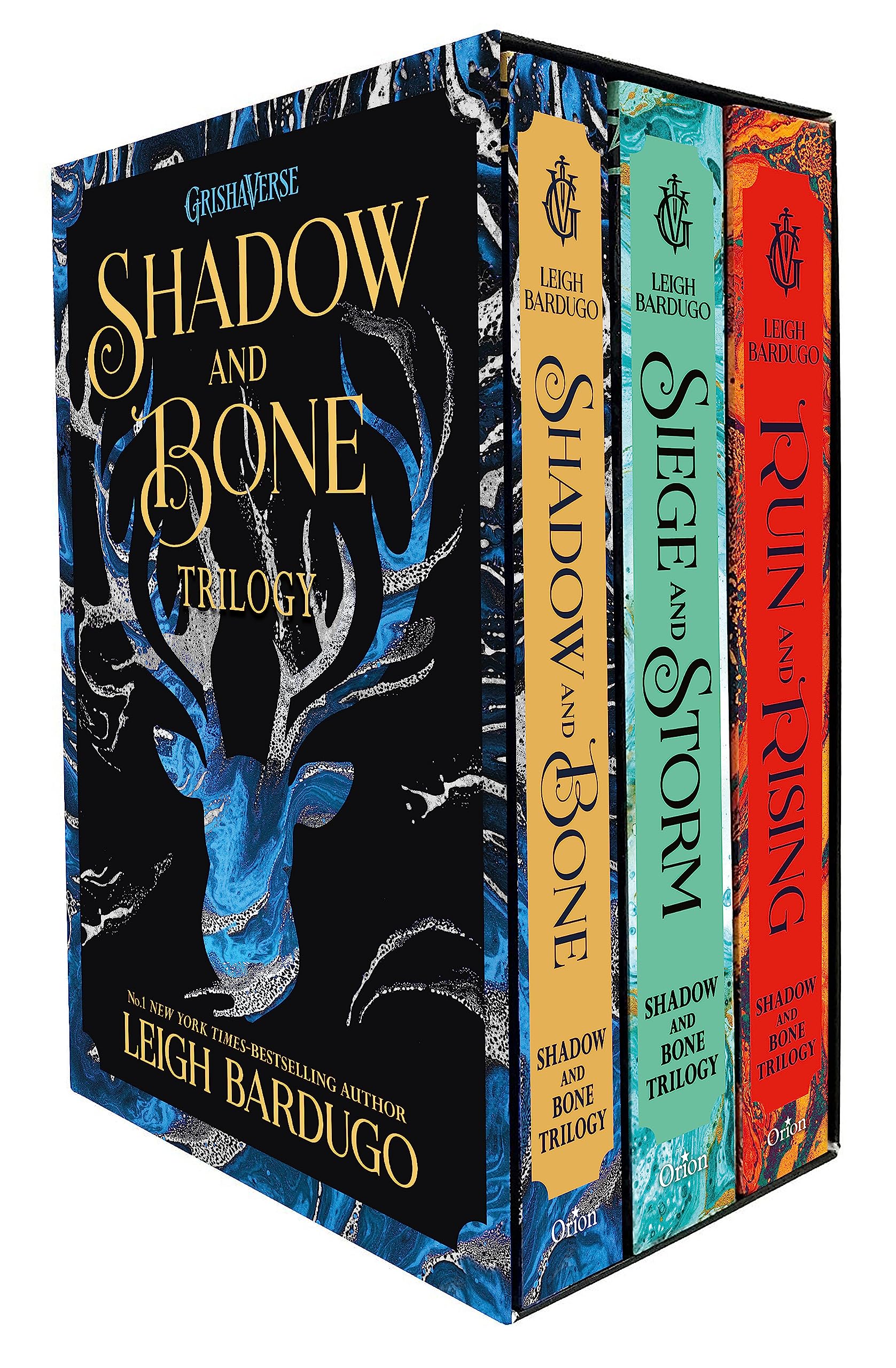 Shadow and Bone Boxed Set: The bestselling trilogy and international Netflix sensation Angebot bei HelloDeals