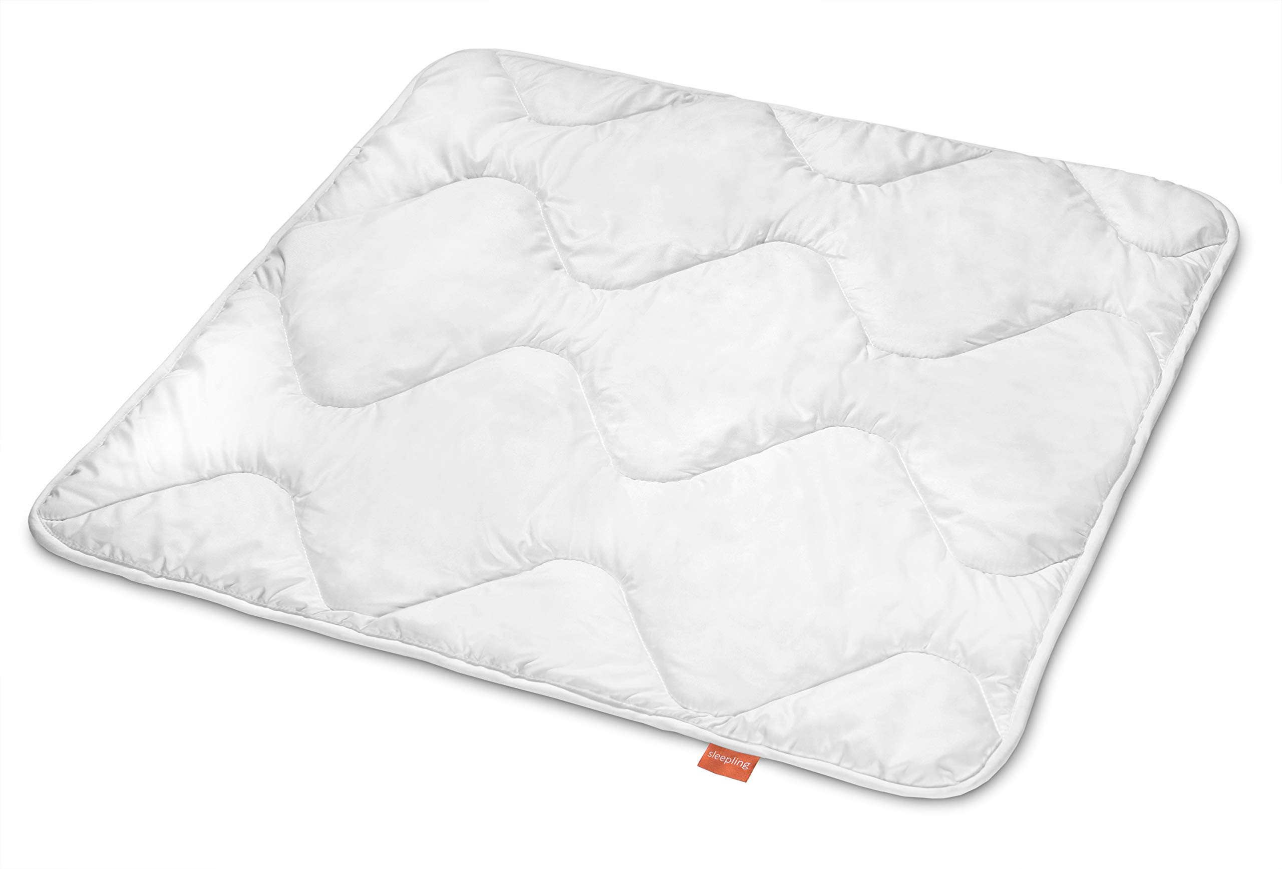 sleepling 196282 Baby medium Babybettdecke | Mono Kinder Bettdecke Ganzjahresdecke | Made in EU | Ökotex 100 | Waschbar bis 60 Grad | 80 x 80 cm, weiß Ganzjahresdecke 80 x 80 cm Angebot bei HelloDeals