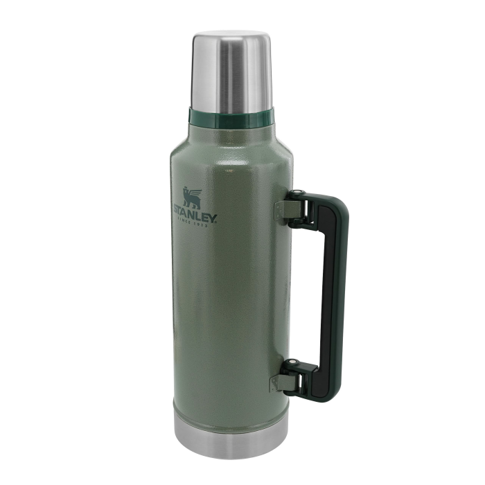 STANLEY Classic Legendary Thermosflasche 1.9L - Thermos Hält 45 Stunden Heiß Oder Kalt - Edelstahl Thermoskanne - BPA-Frei - Spülmaschinenfest - Hammertone Green Grün 1900 ml Angebot bei HelloDeals