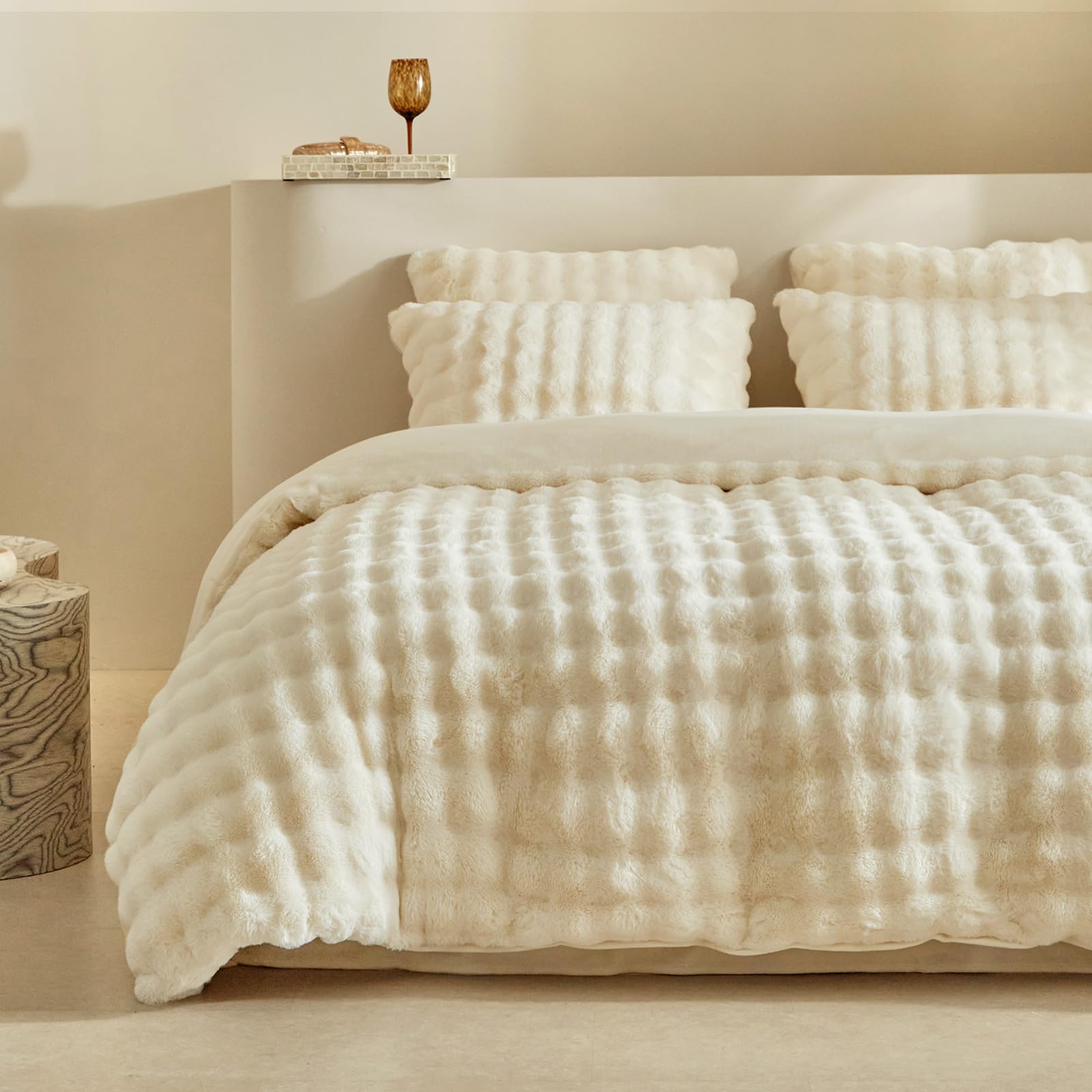 Lekesky Plüsch Bettwäsche 135x200 - Flauschige Bettwäsche aus Flauschig Kaninchenfellimitat - Beige Winterbettwäsche 135x200 mit Reißverschluss und 1 Kissenbezug mit Reißverschluss 80x80cm Plüsch Beige 135x200cm + 80x80cm*1 Angebot bei HelloDeals