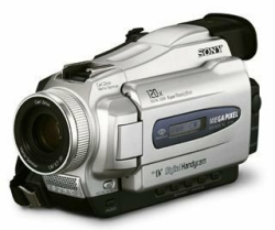 Sony DCR-TRV25 MiniDV-Camcorder Angebot bei HelloDeals