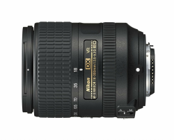 Nikon AF-S DX NIKKOR 18-300 mm f/3.5-6.3G ED VR Lens (Generalüberholt) Angebot bei HelloDeals