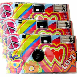 3X 1A PHOTO PORST Einwegkamera Edition Love Kult, Rainbow mit Herzen, mit Blitz, Batterien und Film (3er Pack, je 27 Aufnahmen) Angebot bei HelloDeals