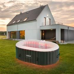 Arebos Whirlpool mit LED Beleuchtung | Aufblasbar | In- & Outdoor | 190x120 cm oval | 2 Personen | 90 Massagedüsen | mit Heizung | 550 Liter | Inkl. Abdeckung | Bubble Spa & Wellness Massage Angebot bei HelloDeals