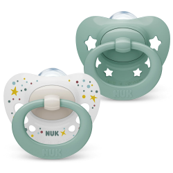 NUK Signature Babyschnuller | 0−6 Monate | Beruhigt 95 % der Babys | BPA-freie Silikonschnuller in Herzform | Mit Etui | Grüne Sterne | 2 Stück 0-6m Standard Gr?n Angebot bei HelloDeals