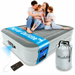 Huddle® Never Deflate™ Luxus-King-Luftbett, Gewinner des Good Housekeeping 2025 Air Mattress Award, Dual Pump SlumberGuard™ Technologie, einstellbare Festigkeit, integrierte Pumpe und USB-Nachtlicht Angebot bei HelloDeals