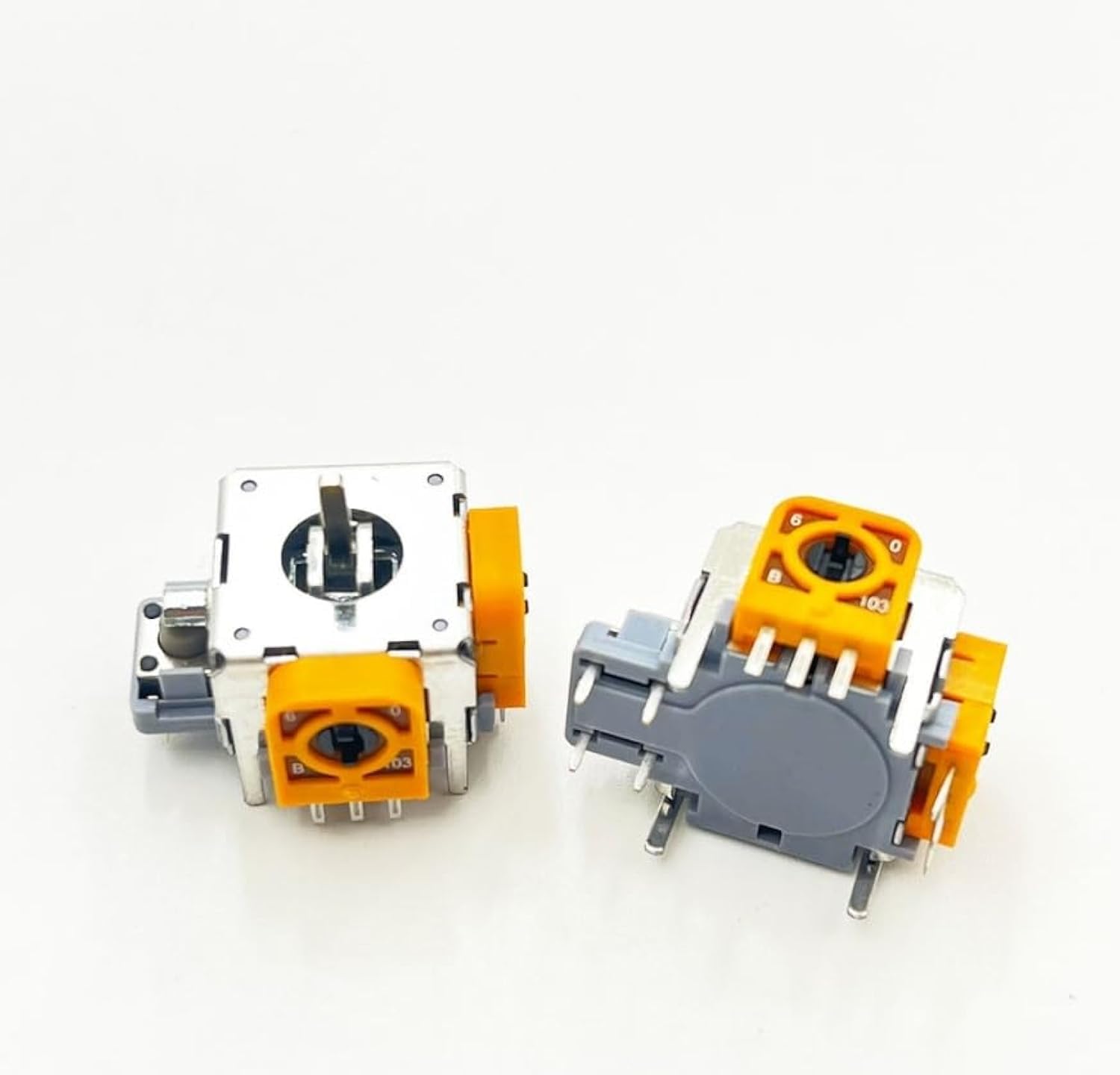 2 Stück Metallschaft 3D Analog Thumb Stick Sensor Joystick Modul Ersatz für Xbox 360 PS2 Controller Angebot bei HelloDeals