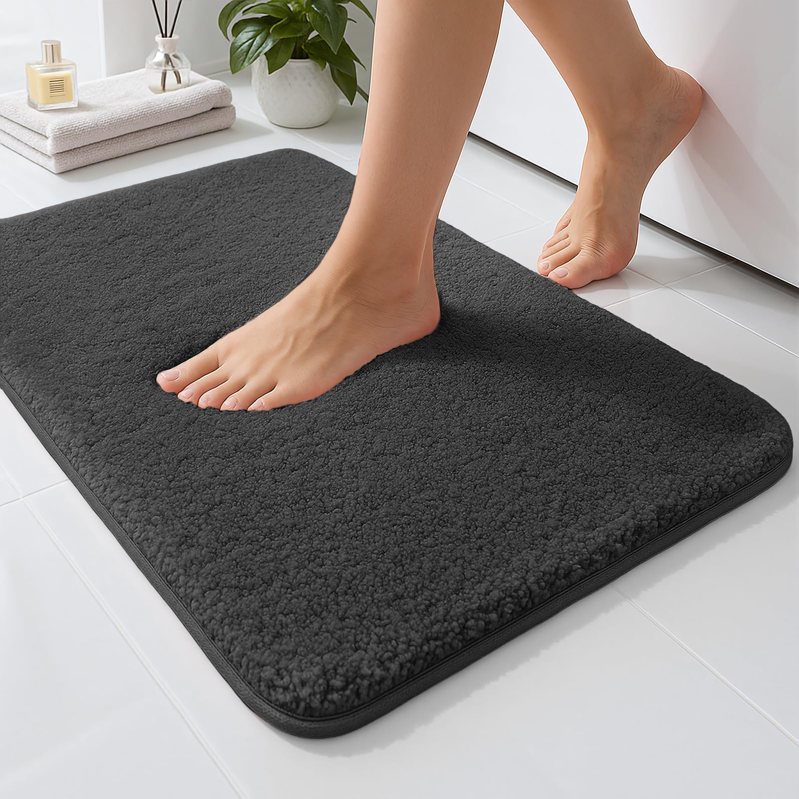 RUN HELIX Mikrofaser Badezimmerteppich，40x60cm Badematte rutschfest，Dunkelgrau，2cm uper Dicker Badteppich，Super Saugfähig，Waschbar，Badvorleger，Fußmatte, Haustiermatte Dunkelgrau 40 x 60 cm (Rechteckig) Angebot bei HelloDeals