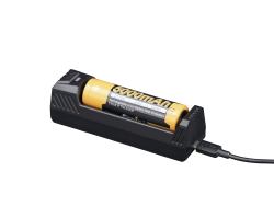 Fenix Are-X1 v2.0, USB-C-Akku-Ladegerät für 18650, 21700 und 26650 Li-Ionen-Akkus, Powerbank-Funktionalität, Multi-Schutz-Schaltungen Angebot bei HelloDeals