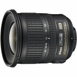Nikon 10-24 mm f/3,5-4,5 G DX AF-S ED Zoom-Nikkor Objektiv (zertifiziert generalüberholt) Nur Objektiv Angebot bei HelloDeals