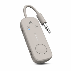 Avantree Relay – Bluetooth 5.3 Adapter für Flugzeug mit Qualcomm aptX Adaptive, für 2 AirPods oder Kopfhörer, 20Std. Wiedergabezeit, 3,5mm AUX Klinke Transmitter Sender für Reisen, Fitnessstudio Sandsturm-Beige Angebot bei HelloDeals