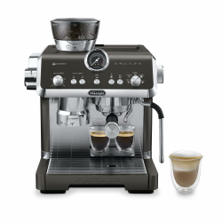 De'Longhi La Specialista Opera EC9555.BK Espresso Siebträgermaschine mit Cold Brew und Espresso Cool, Professioneller Milchaufschäumer, Sensor-Mahltechnologie, Inklusive Barista-Kit, 1550W, Schwarz Schwarz mit Cold Brew Angebot bei HelloDeals