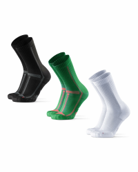 DANISH ENDURANCE Crew Laufsocken (3|5 Paar), Halbhohe Sportsocken, Atmungsaktiv & Polsterung, Unisex, für Damen & Herren 43-47 Mehrfarbig (1xSchwarz/Grau, 1xGrün, 1xWeiß) Angebot bei HelloDeals