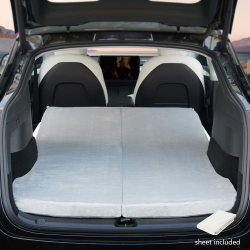 Tesla Model Y Campingmatratze CertiPUR Memory Foam Matratze, Aufbewahrungstasche und Bettlaken im Lieferumfang enthalten, tragbar, faltbar, platzsparend, Doppelgröße Angebot bei HelloDeals