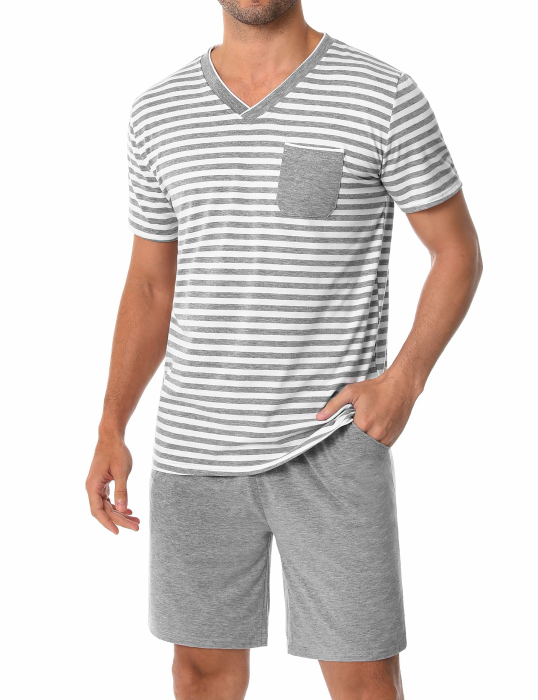 Schlafanzug Herren Kurz aus Baumwolle mit Kontraststreifen Design, Sommer Pyjama Set Oberteile und Kurze Hosen für Vater und Partner L 206-grau Angebot bei HelloDeals