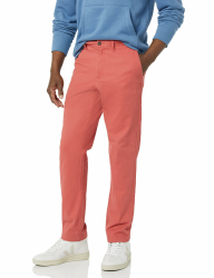 Amazon Essentials Herren Legere Stretch-Chinohose in sportlicher Passform (in Übergröße erhältlich) 31W / 30L Himbeerrot Angebot bei HelloDeals
