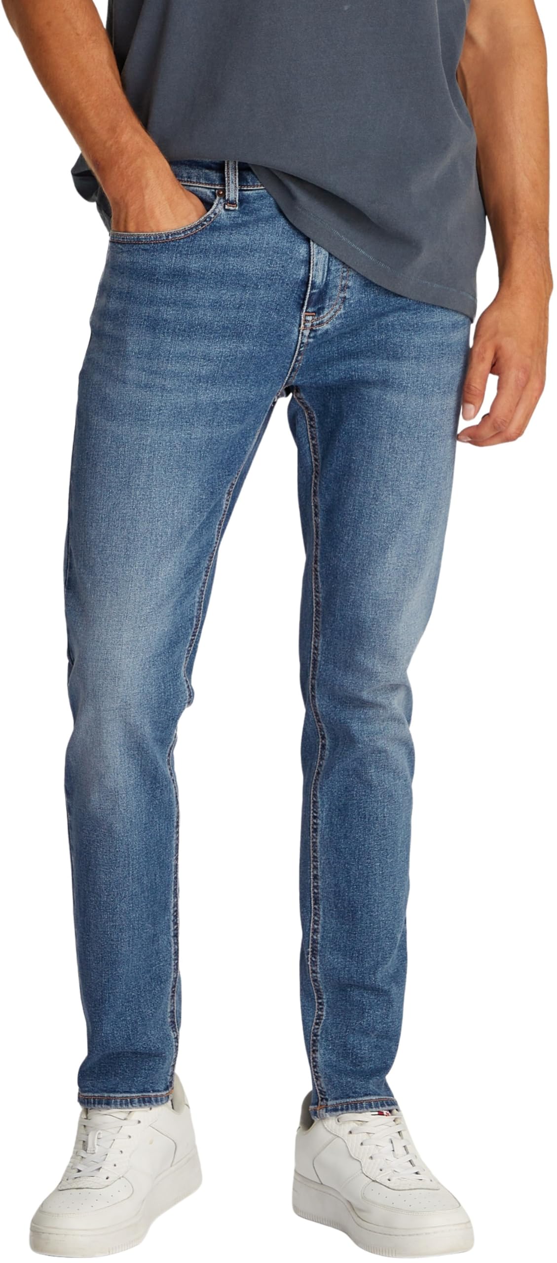 Tommy Jeans Herren Jeans Hose Austin Slim Tapered Fit 36W / 32L Denim (Denim Medium) Angebot bei HelloDeals