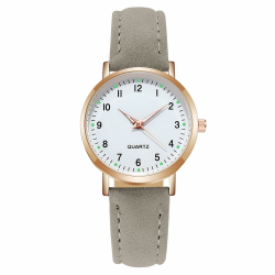 Damenuhr Leder, Damen Analog Quarz Uhr mit Leder Armband, Uhren Damen Einfache Business Klassische Armbanduhr Lässig Quarzuhr Kleideruhr Nachtlicht Grau Angebot bei HelloDeals